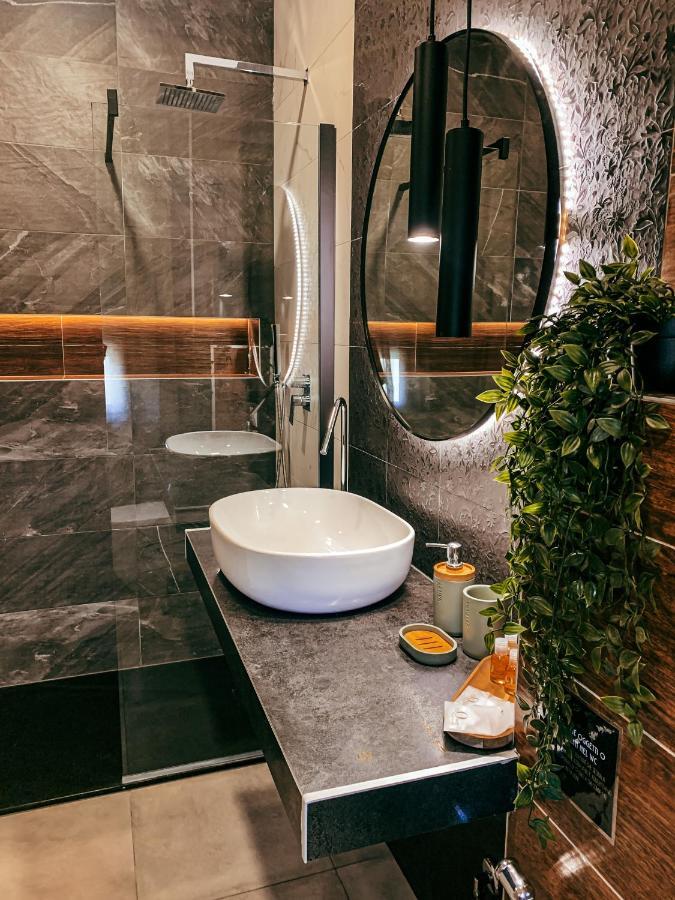 B&B Salus Civico 23 Reggio Emilia Dış mekan fotoğraf